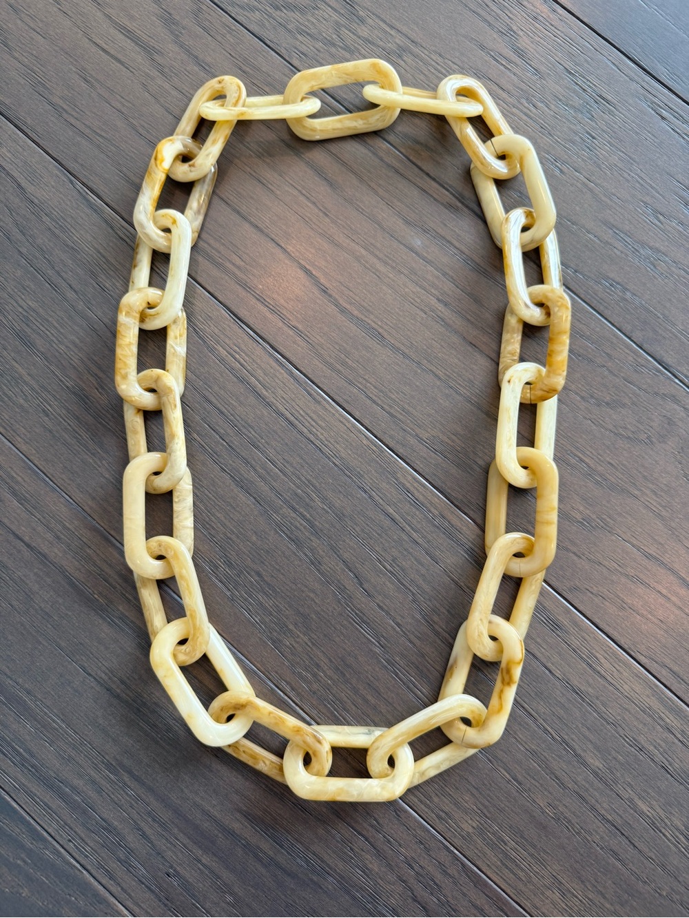 Vintage Resin Chain Link Necklace